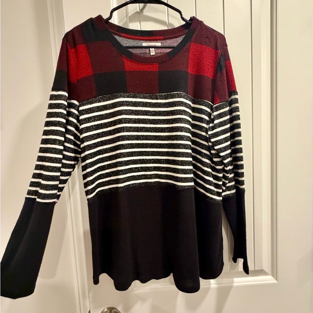 Maurice’s Striped & Buffalo Plaid Long Sleeve Women's Sweater - Black, Red 0x
